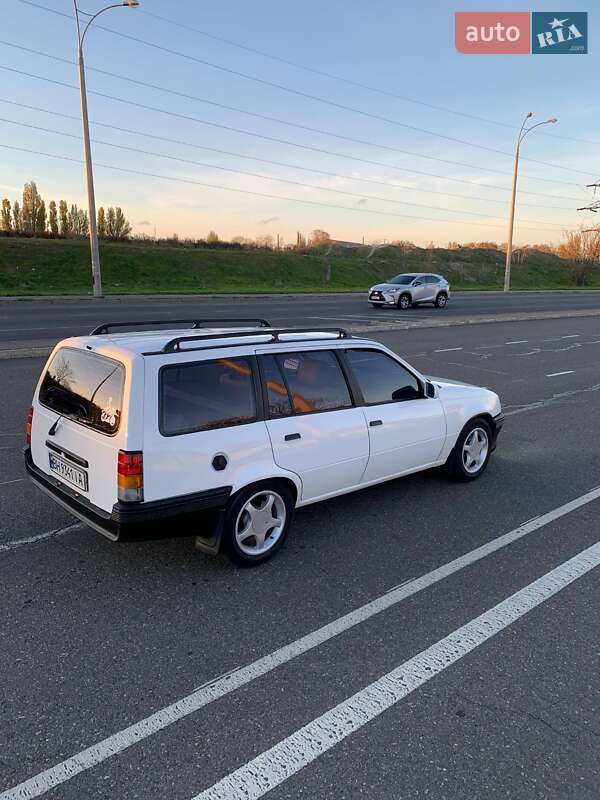 Универсал Opel Kadett 1987 в Одессе фото 4 Универсал Opel Kadett 1987 в Одессе