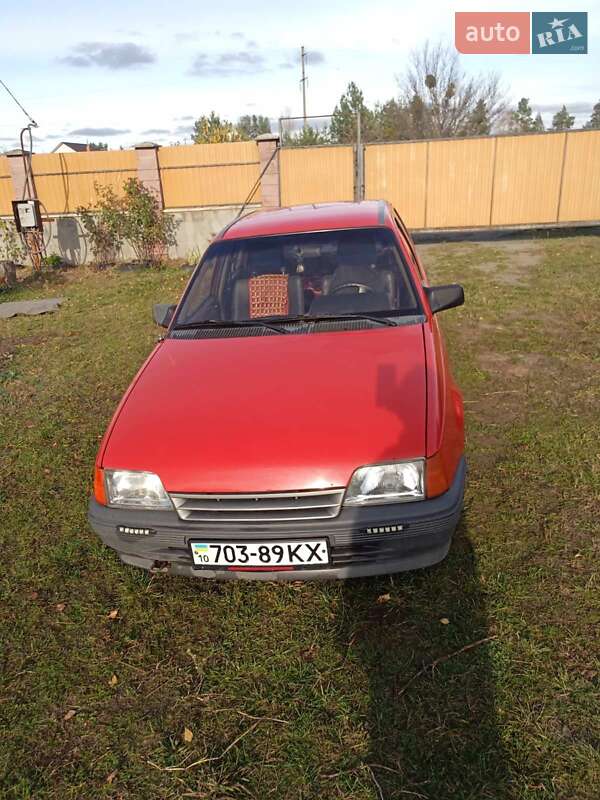 Хэтчбек Opel Kadett 1986 в Малине