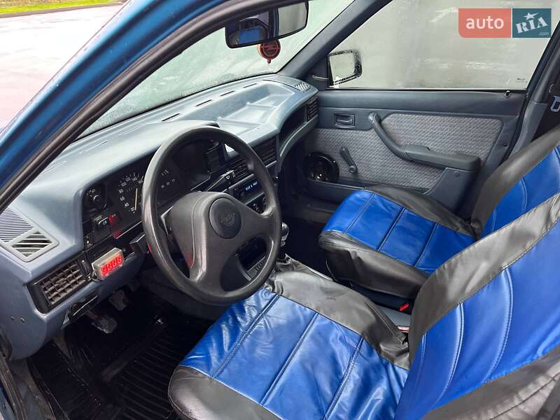 Хэтчбек Opel Kadett 1985 в Шостке фото 9 Хэтчбек Opel Kadett 1985 в Шостке