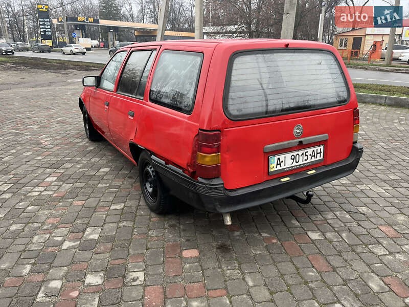 Универсал Opel Kadett 1991 в Харькове
