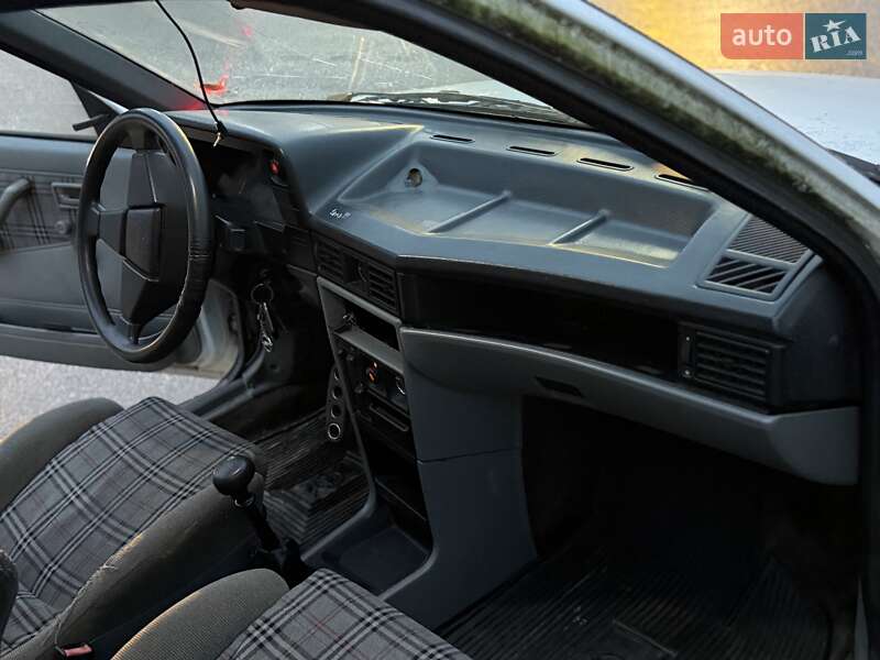 Хэтчбек Opel Kadett 1987 в Львове