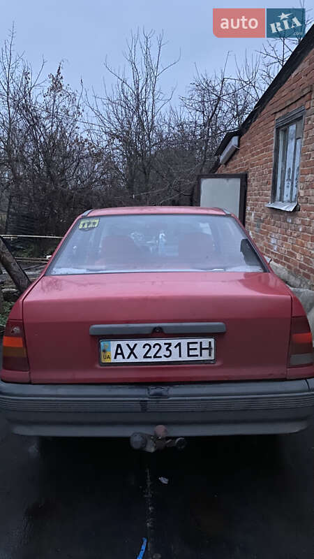 Седан Opel Kadett 1989 в Харькове фото 2 Седан Opel Kadett 1989 в Харькове