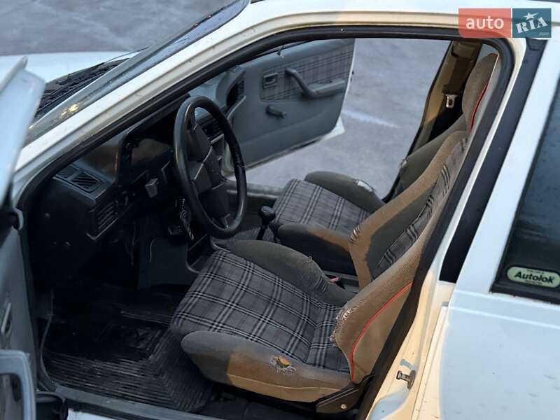 Хэтчбек Opel Kadett 1987 в Львове фото 26 Хэтчбек Opel Kadett 1987 в Львове