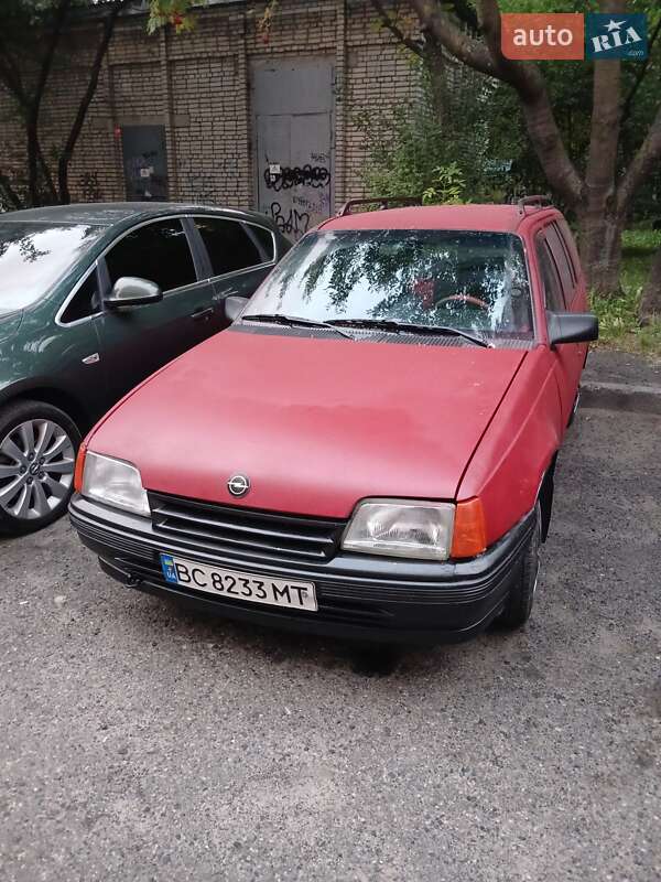 Универсал Opel Kadett 1990 в Львове фото 3 Универсал Opel Kadett 1990 в Львове