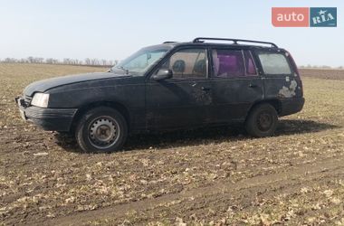 Универсал Opel Kadett 1986 в Новониколаевке