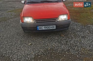 Універсал Opel Kadett 1987 в Володимирі
