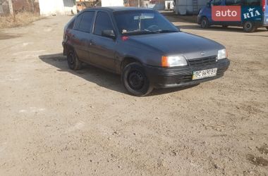 Хэтчбек Opel Kadett 1988 в Калуше