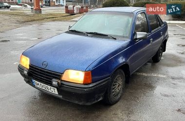 Седан Opel Kadett 1988 в Лебедине