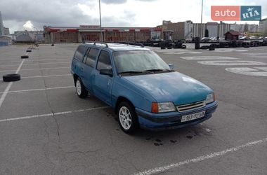 Универсал Opel Kadett 1985 в Харькове