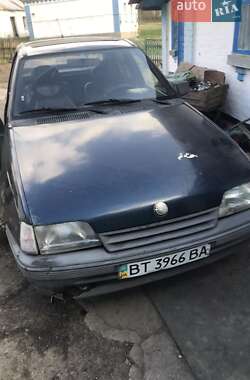 Седан Opel Kadett 1991 в Погребище
