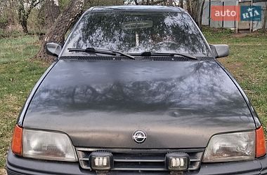 Хетчбек Opel Kadett 1986 в Вишгороді
