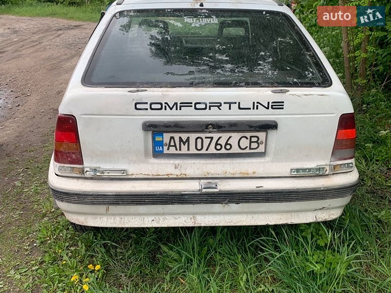 Хэтчбек Opel Kadett 1987 в Коростышеве
