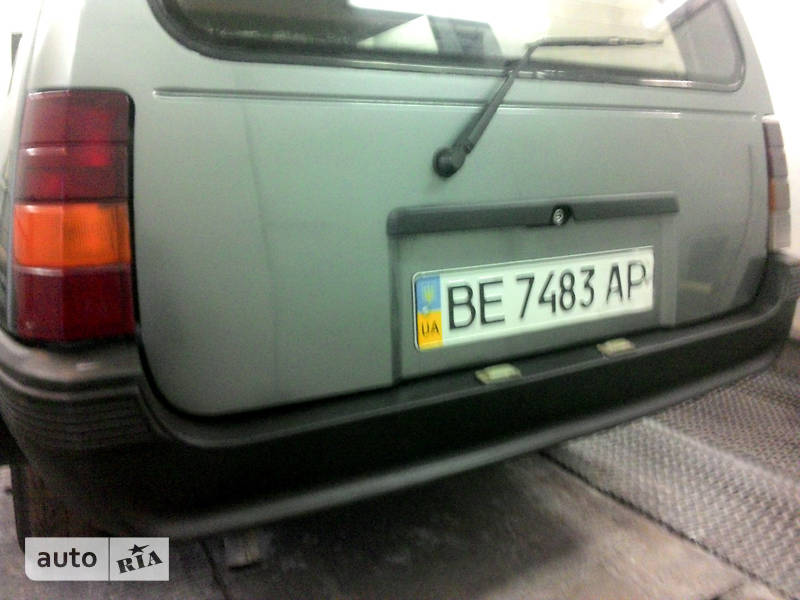 Универсал Opel Kadett 1989 в Николаеве фото 2 Универсал Opel Kadett 1989 в Николаеве
