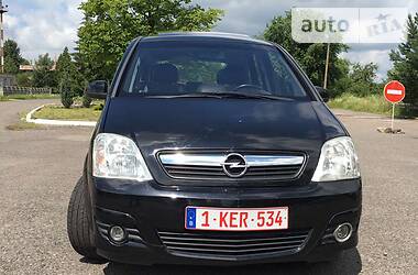 Хэтчбек Opel Meriva 2009 в 