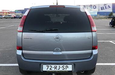 Хетчбек Opel Meriva 2004 в 