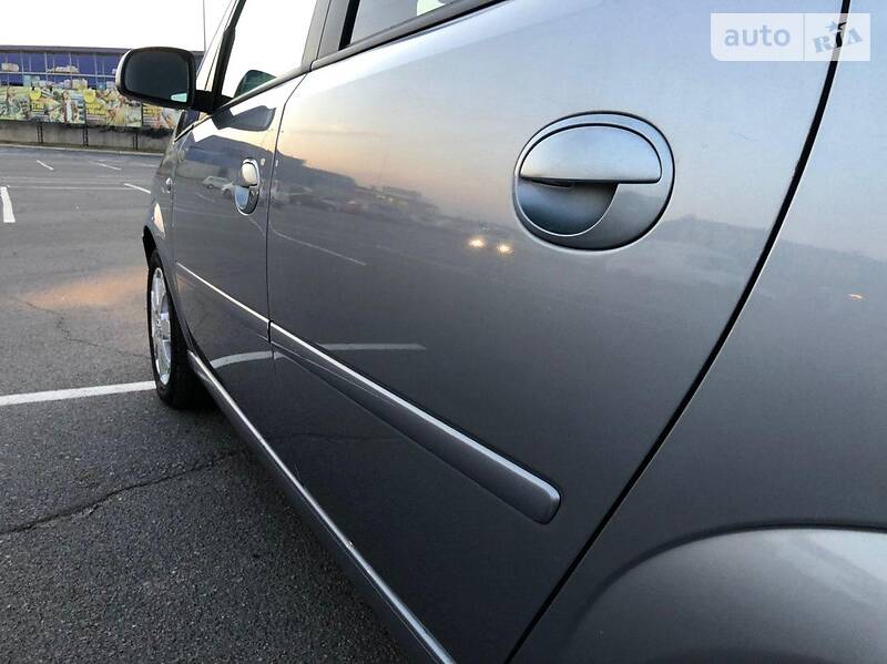 Хетчбек Opel Meriva 2004 в Вінниці