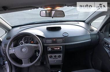 Хетчбек Opel Meriva 2004 в 