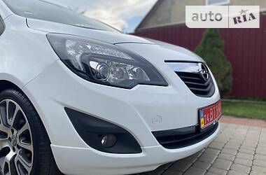 Минивэн Opel Meriva 2012 в Нововолынске