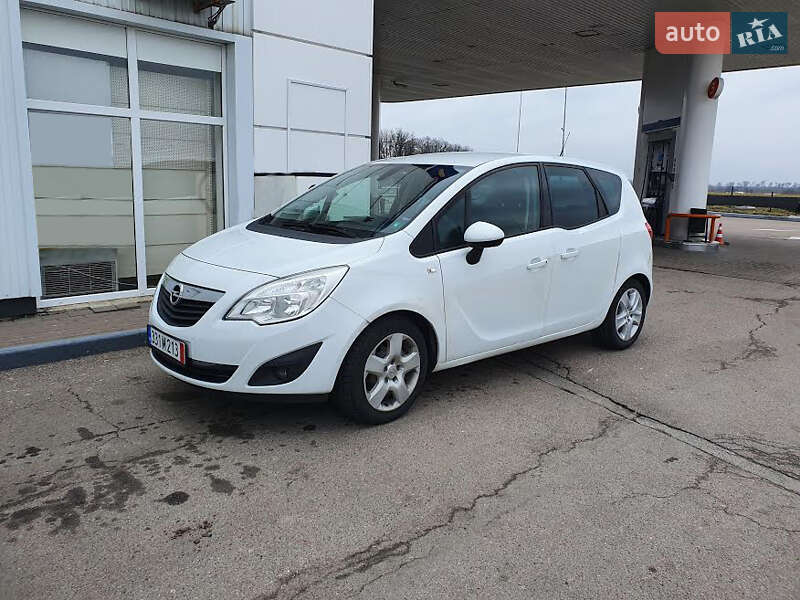 Минивэн Opel Meriva 2010 в Белой Церкви