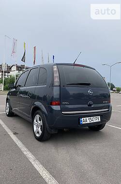 Минивэн Opel Meriva 2007 в Киеве