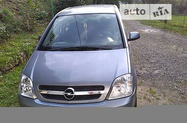 Хэтчбек Opel Meriva 2005 в Сваляве