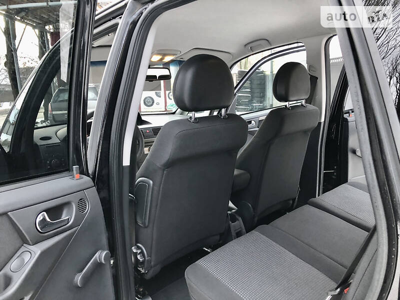 Хэтчбек Opel Meriva 2008 в Харькове