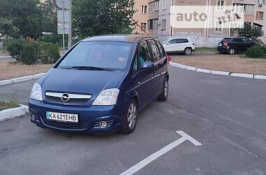 Микровэн Opel Meriva 2006 в Киеве