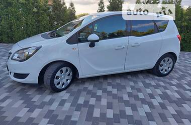 Универсал Opel Meriva 2016 в Киеве