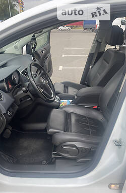 Минивэн Opel Meriva 2010 в 