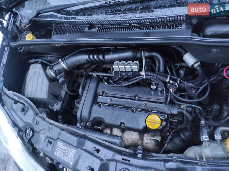 Микровэн Opel Meriva 2009 в Кременчуге