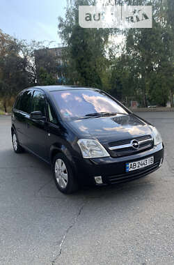 Микровэн Opel Meriva 2004 в Киеве