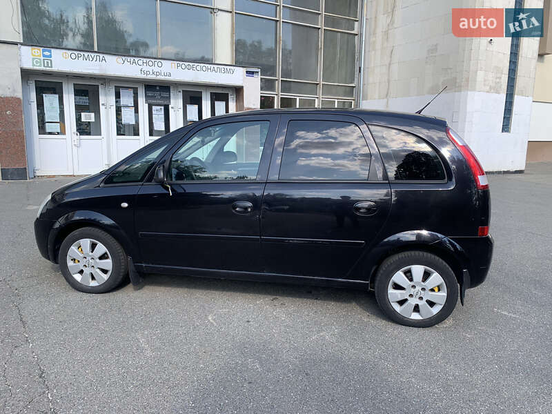 Микровэн Opel Meriva 2004 в Киеве