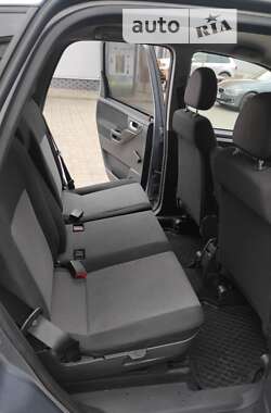 Мікровен Opel Meriva 2005 в Нововолинську