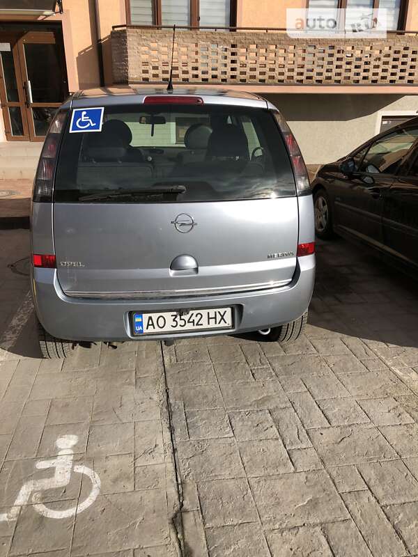 Мікровен Opel Meriva 2008 в Ужгороді