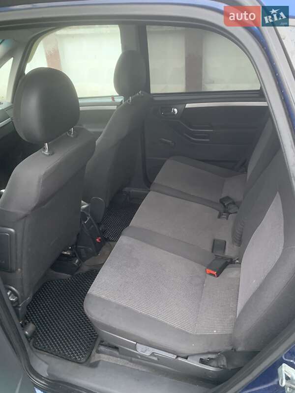 Мікровен Opel Meriva 2004 в Чернівцях