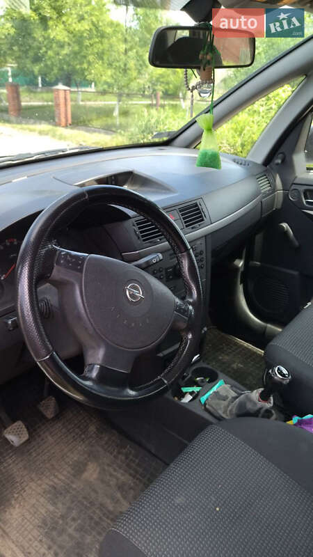 Микровэн Opel Meriva 2006 в Дрогобыче