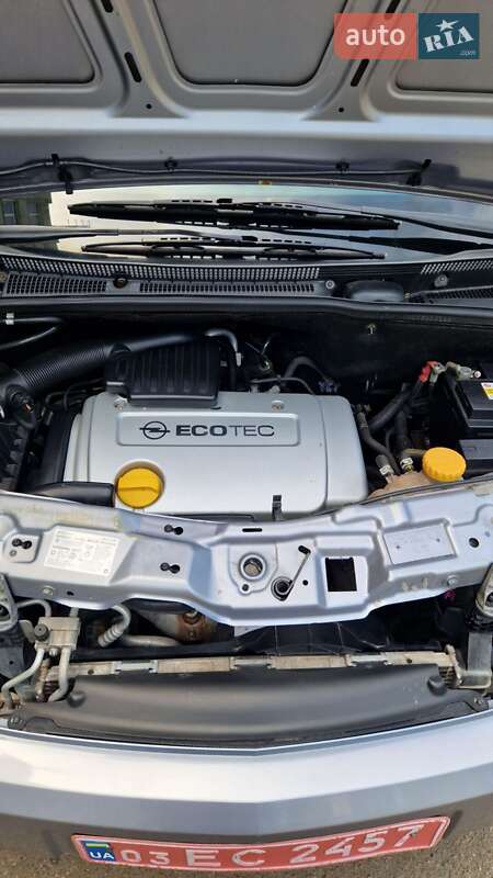 Мікровен Opel Meriva 2003 в Миколаєві
