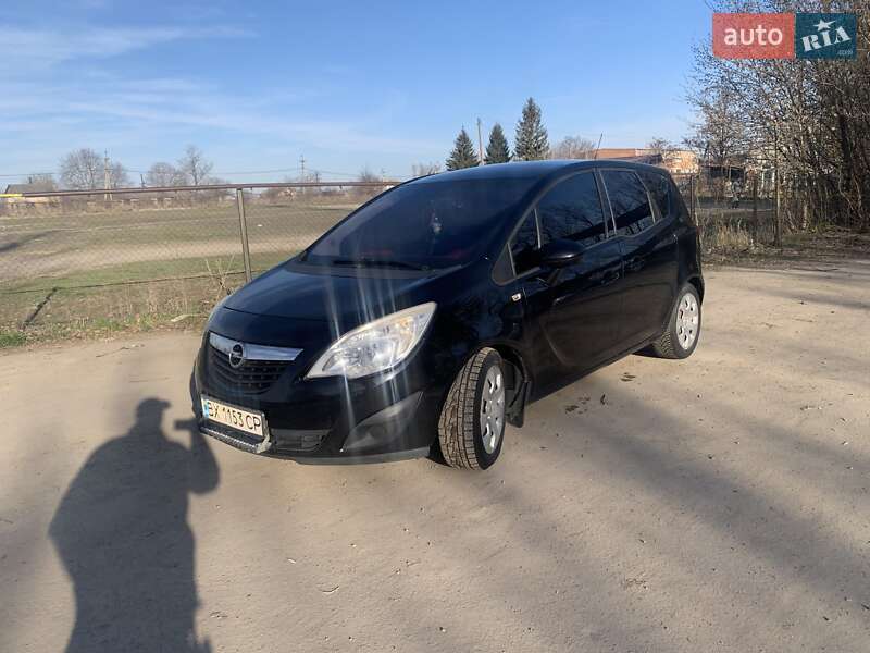 Opel Meriva 2011