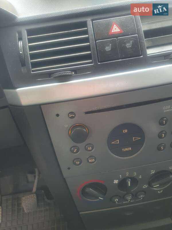 Микровэн Opel Meriva 2004 в Черкассах