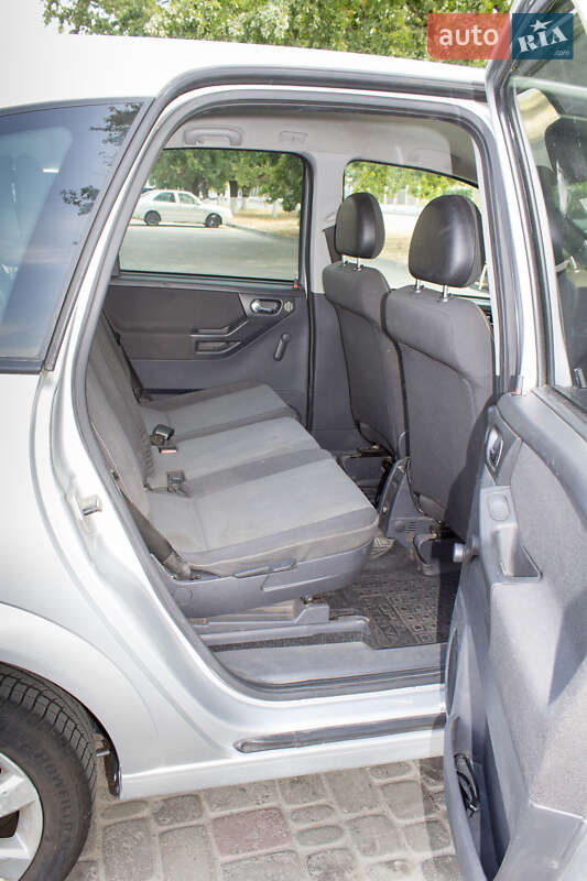 Микровэн Opel Meriva 2006 в Харькове