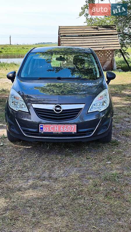 Opel Meriva 2013