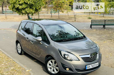 Микровэн Opel Meriva 2011 в Харькове