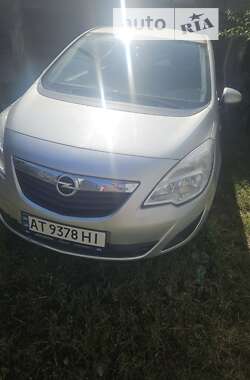 Микровэн Opel Meriva 2011 в Ивано-Франковске