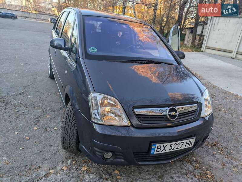 Микровэн Opel Meriva 2010 в Хмельницком