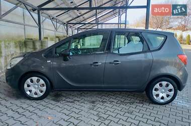 Микровэн Opel Meriva 2010 в Кицмани