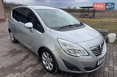 Микровэн Opel Meriva 2012 в Черновцах