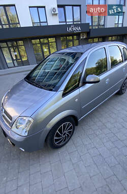 Микровэн Opel Meriva 2005 в Новояворовске