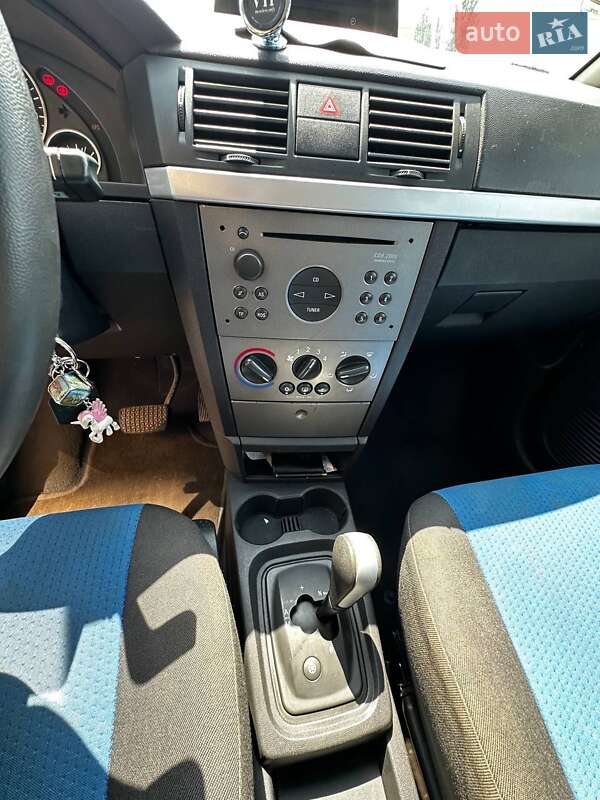 Микровэн Opel Meriva 2004 в Луцке