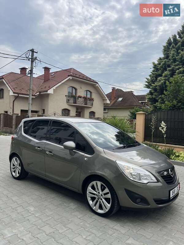 Opel Meriva 2012