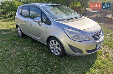 Микровэн Opel Meriva 2010 в Ровно